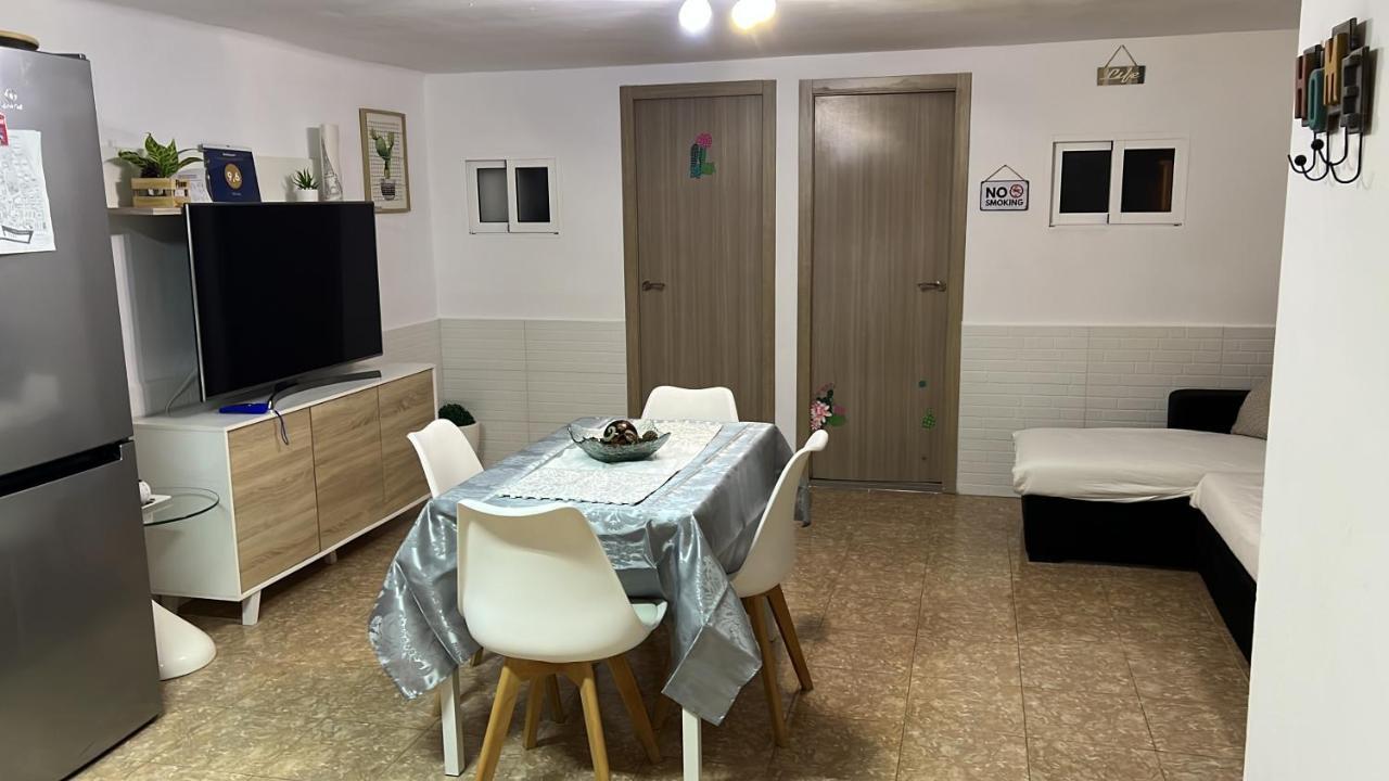 Apartamento Barbacoa, Piscina Y Playa 拉波夫拉德法尔纳尔斯 外观 照片