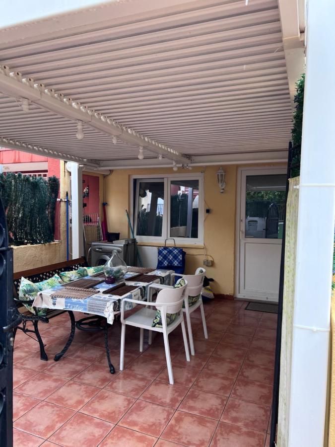 Apartamento Barbacoa, Piscina Y Playa 拉波夫拉德法尔纳尔斯 外观 照片