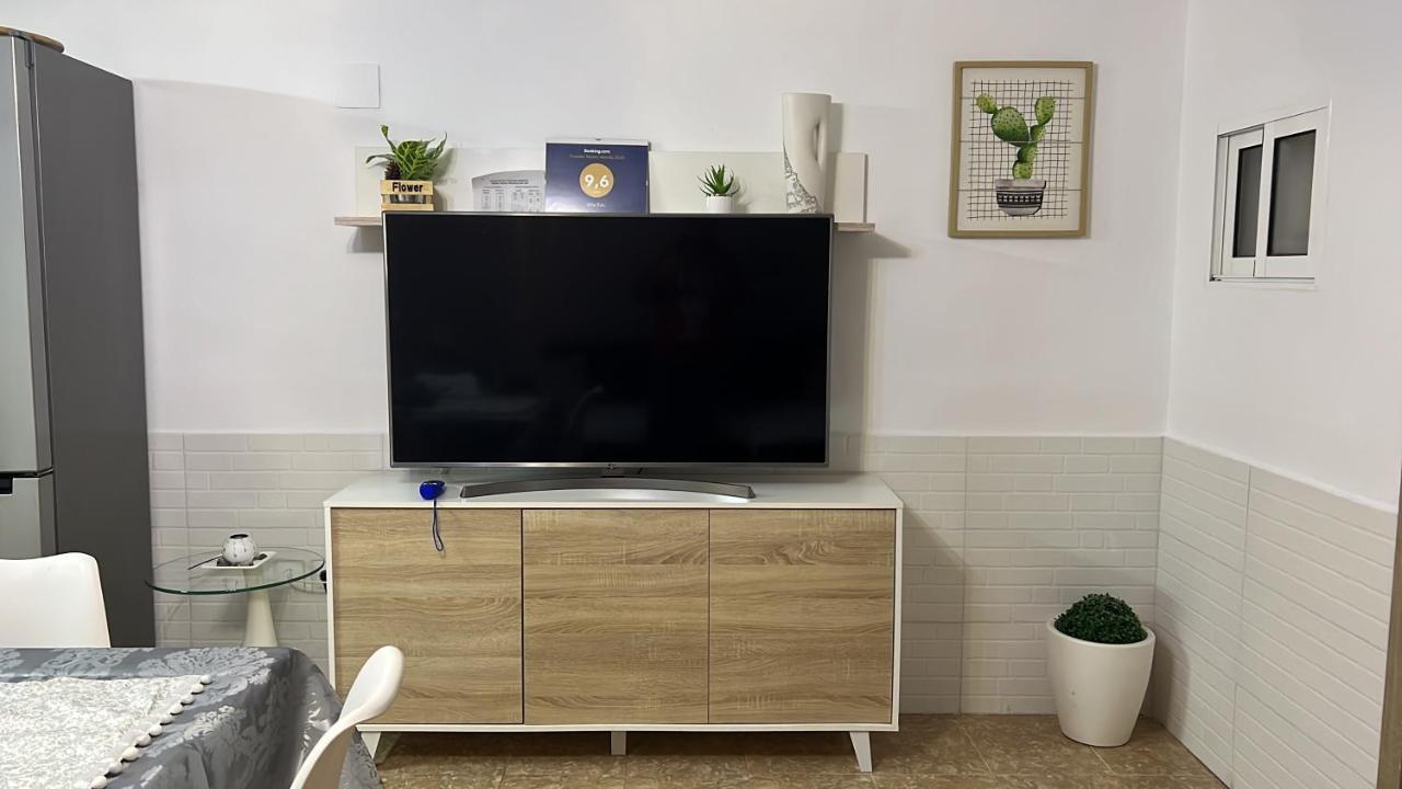 Apartamento Barbacoa, Piscina Y Playa 拉波夫拉德法尔纳尔斯 外观 照片