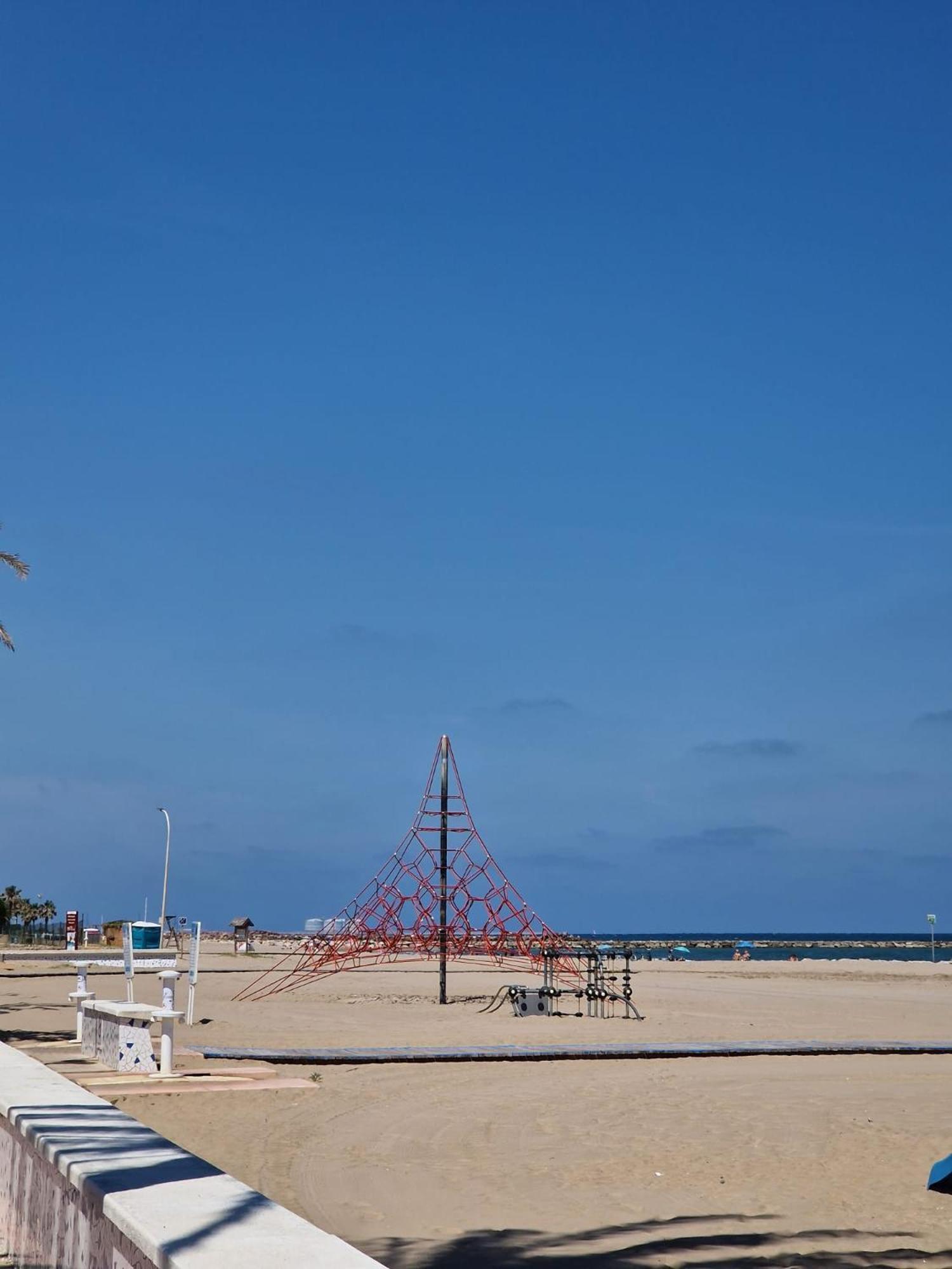 Apartamento Barbacoa, Piscina Y Playa 拉波夫拉德法尔纳尔斯 外观 照片