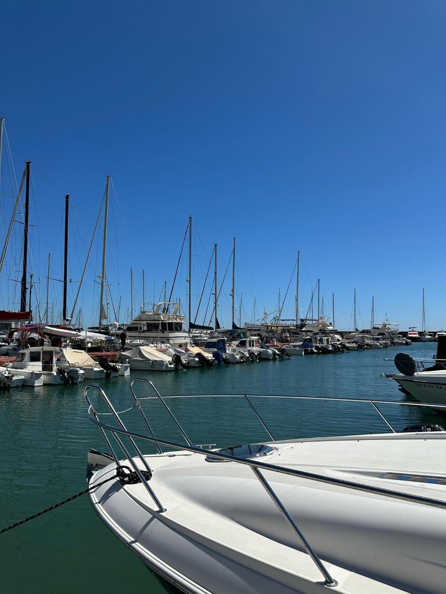 Apartamento Barbacoa, Piscina Y Playa 拉波夫拉德法尔纳尔斯 外观 照片