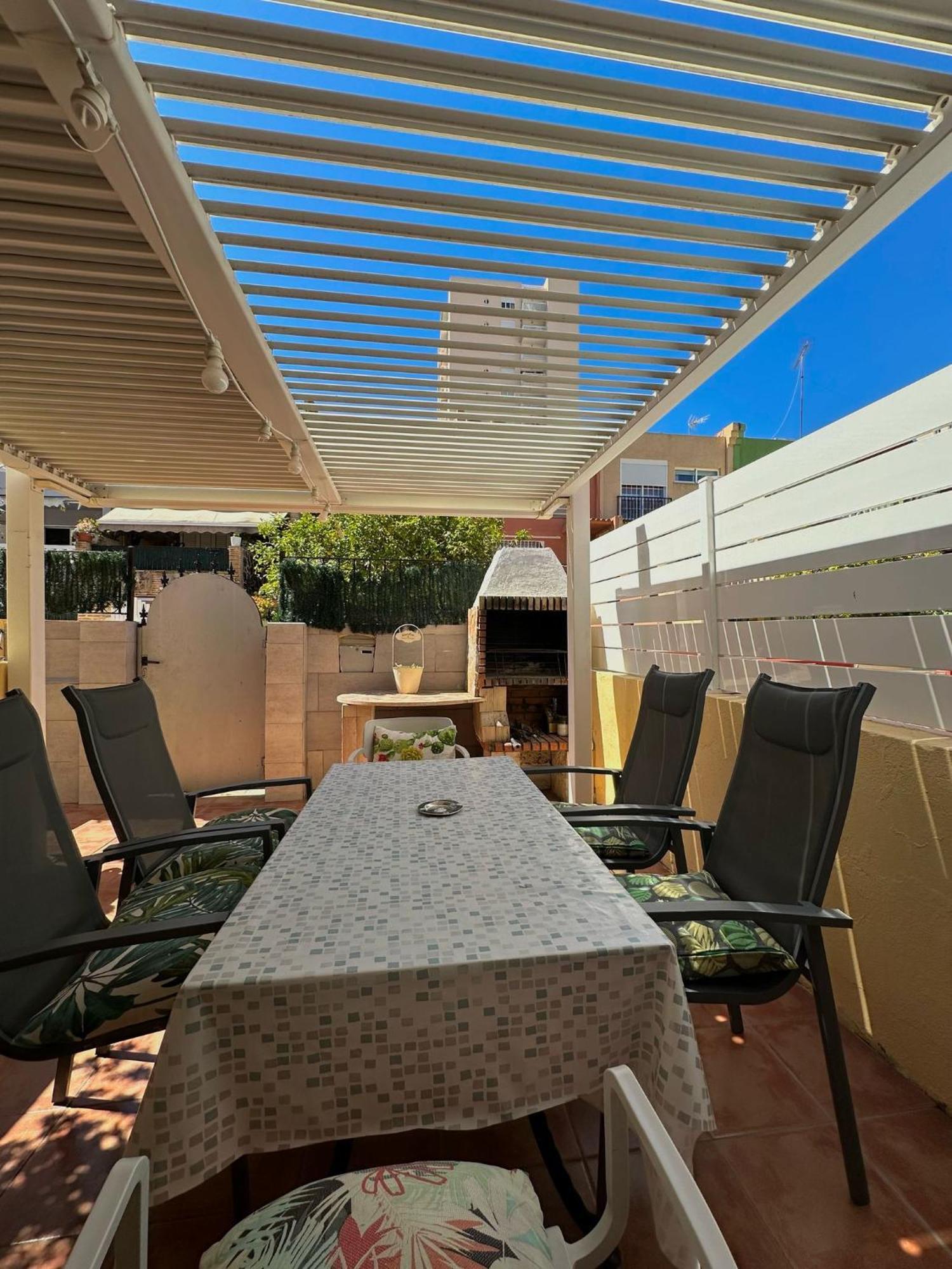 Apartamento Barbacoa, Piscina Y Playa 拉波夫拉德法尔纳尔斯 外观 照片