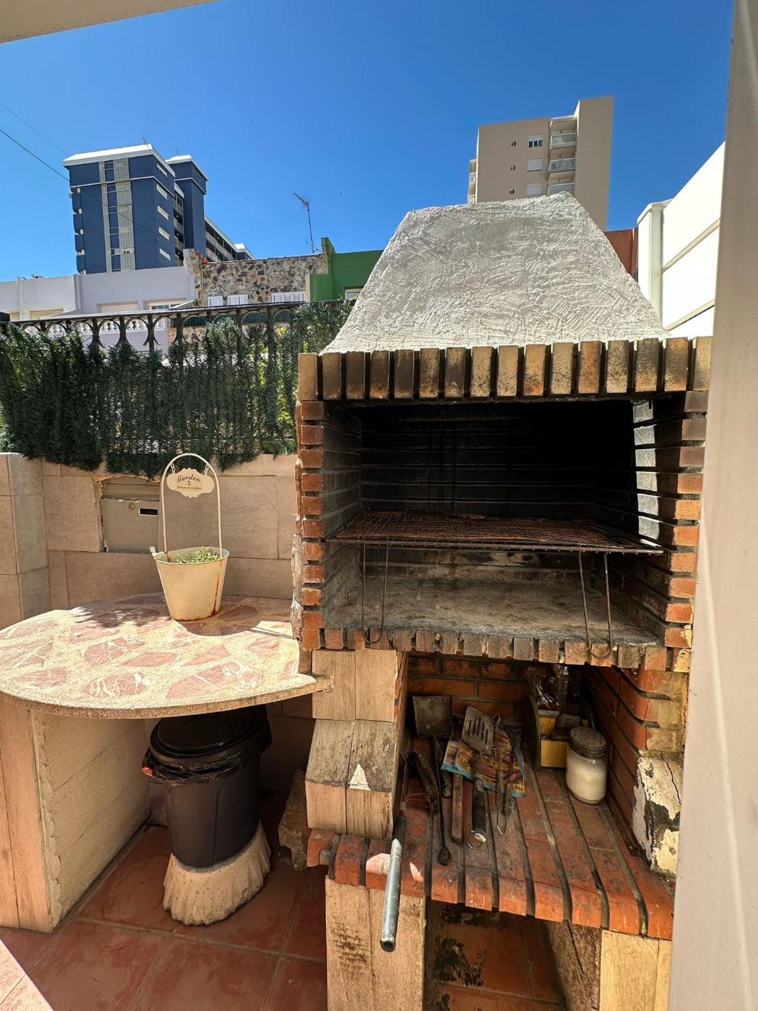 Apartamento Barbacoa, Piscina Y Playa 拉波夫拉德法尔纳尔斯 外观 照片